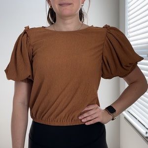 ASTR The Label Puff Sleeve Top